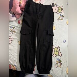 Forever 21 black cargo pants women XS